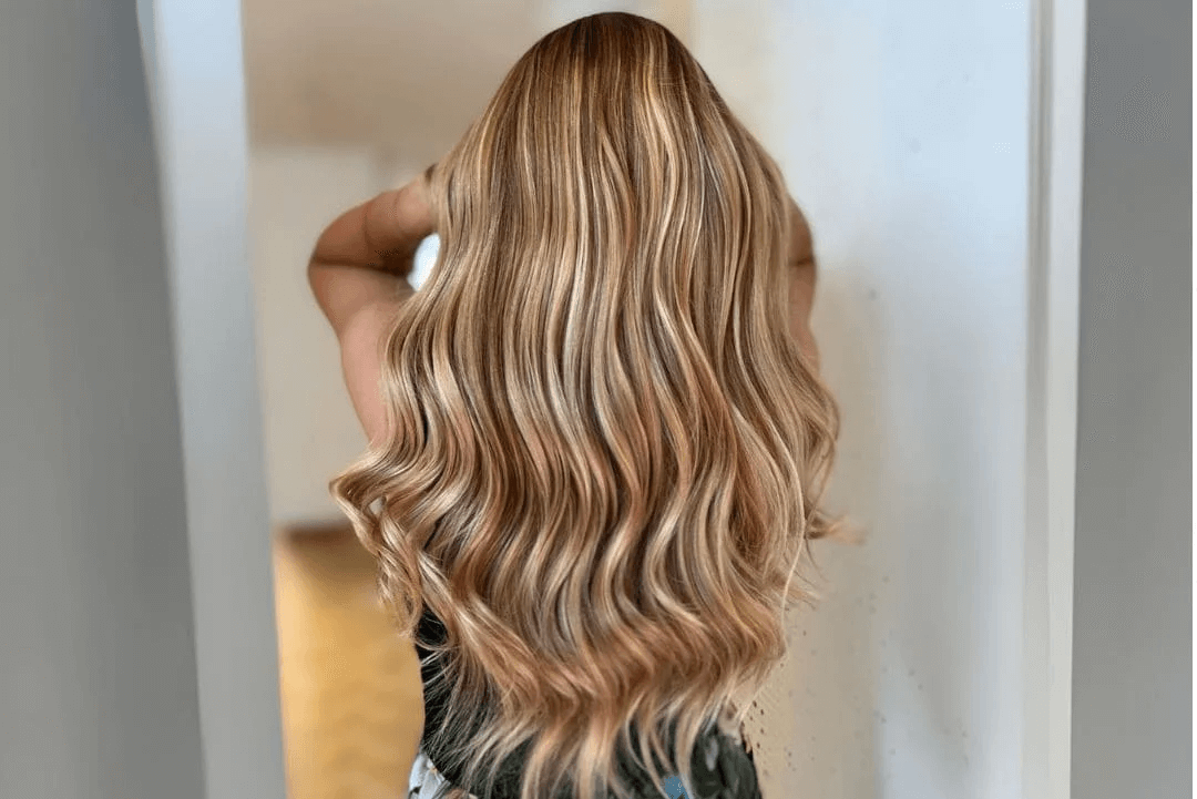 Luzes no cabelo: Veja Como Fazer e Qual Tom Escolher